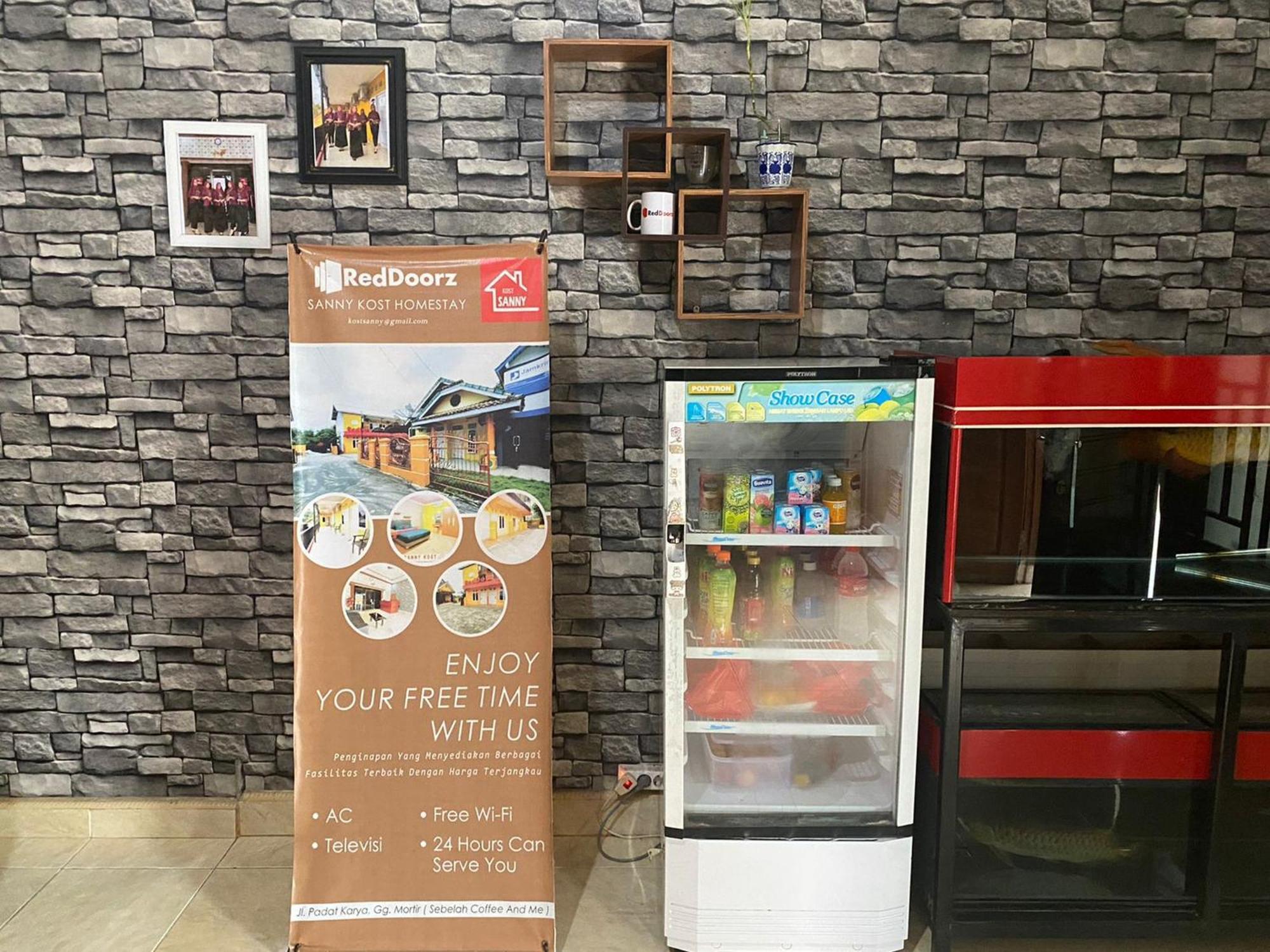 Reddoorz @ Jalan Padat Karya Prabumulih Perabumulih Екстериор снимка